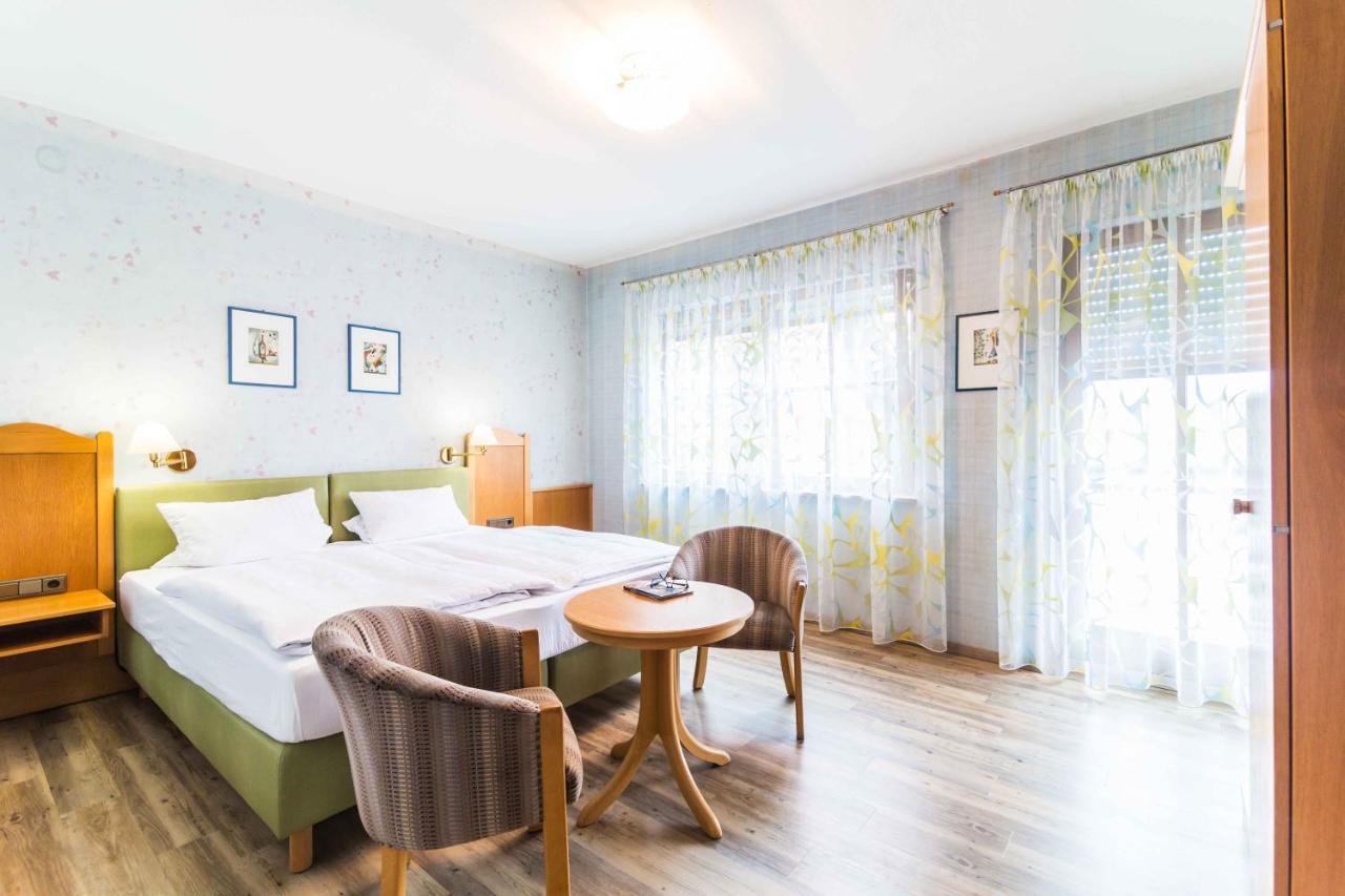 Hotel Braun Fahr Extérieur photo