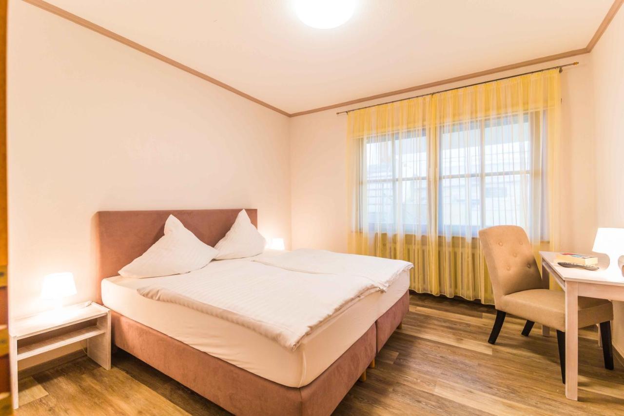 Hotel Braun Fahr Extérieur photo